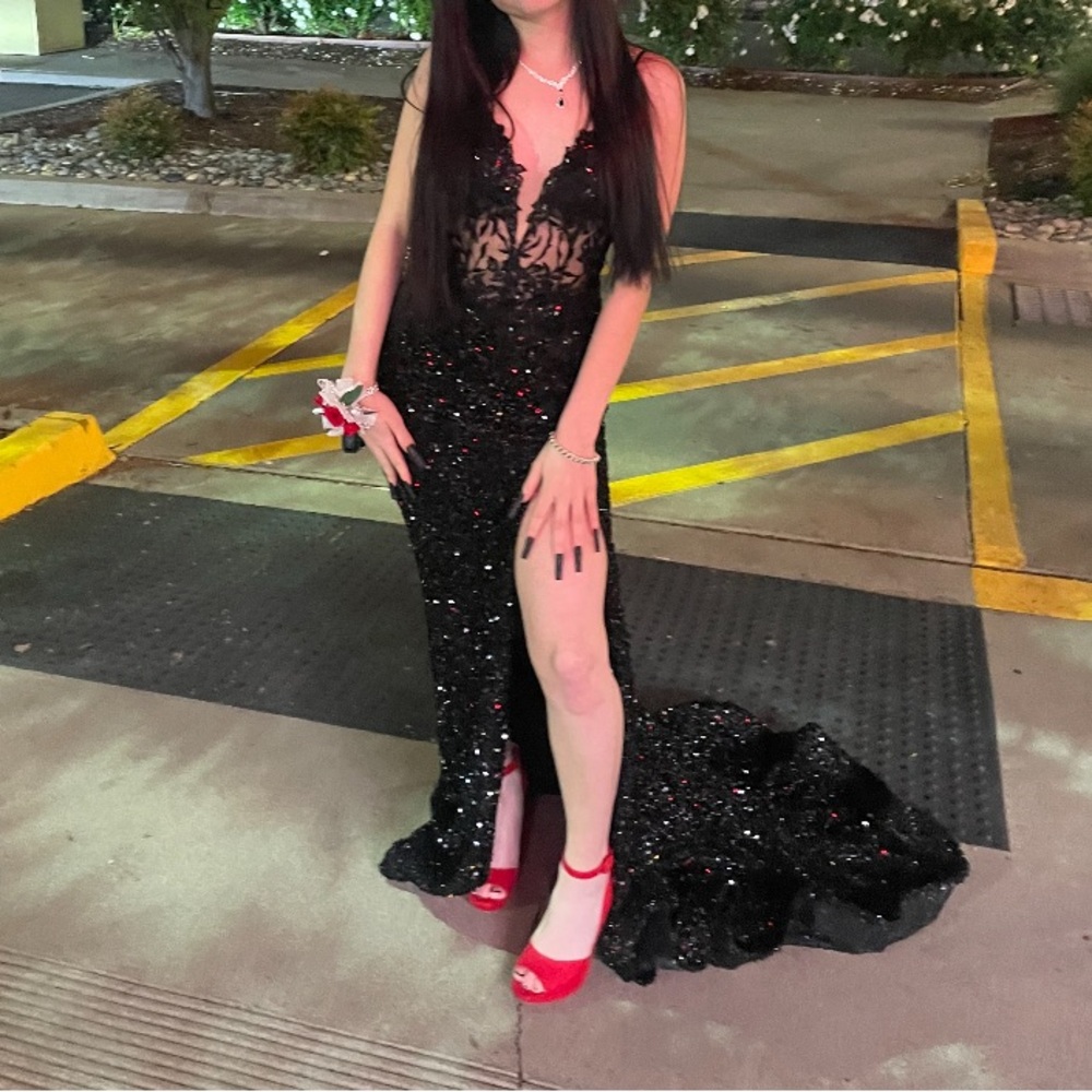 Elegant Black Evening Gown